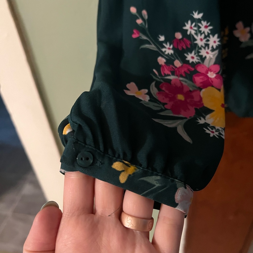 Old Navy top